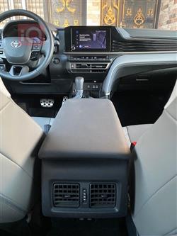 تۆیۆتا کامری